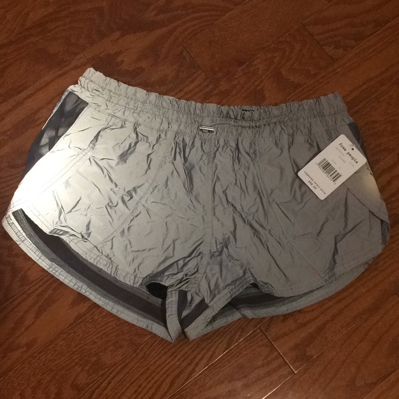SOLD NWT Free People Movement Reflective Aurora Shorts - Picture 4 of 12